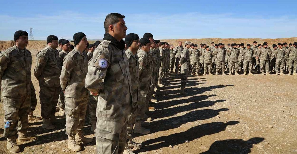 Cruzada2 Milicias cristianas anti-ISIS 04, milicias kurdas